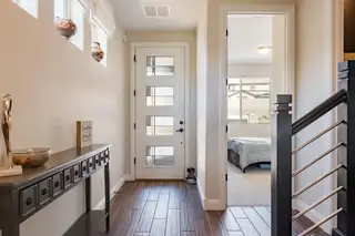 1608 Mammoth Way NW Living Room