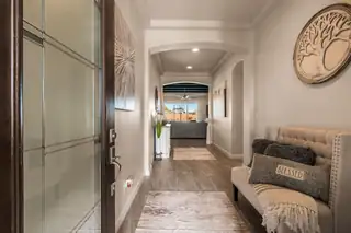 293 Fleet Road NE Kitchen