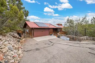 63 Manana Drive, Cedar Crest