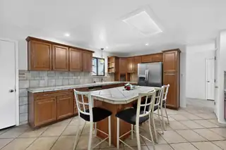 3806 Saint Andrews Drive SE Kitchen