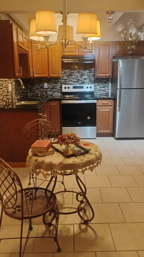 1100 Alvarado Drive SE APT 204