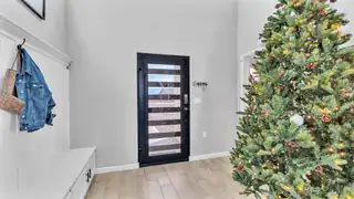 125 2nd Street NE Living Room