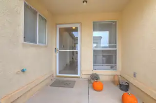 1062 Cactus Drive NE Living Room