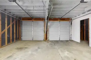 4724 Crest Avenue SE Garage