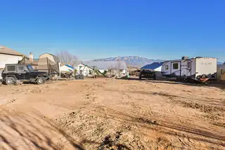 513 9th Street NE Patio