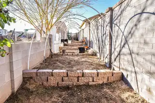 513 9th Street NE Backyard