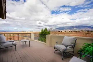 6631 Yawkey Way NE View