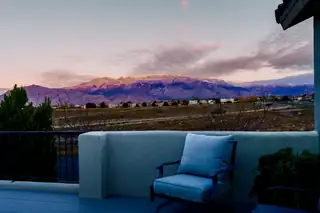 6631 Yawkey Way NE Kitchen