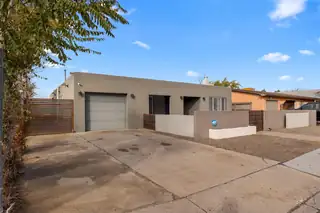905 56th Street NW, Albuquerque