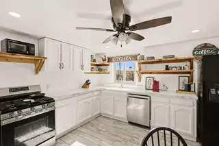 1017 Dillon Avenue Kitchen