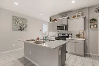 575 Turmalina Drive SE Kitchen