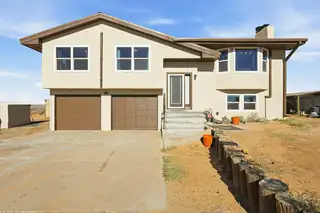 50 Clinger Lane, Los Lunas 