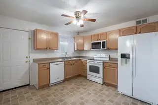 5751 Pinon Dulce Road NW Kitchen