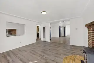 2909 Carlton Street NW Living Room