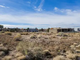 9321 Modesto Avenue NE 