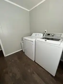 6 Mesa Vista Road Laundry Room