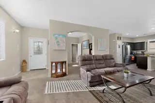 2708 Moonglow Drive NE Living Room