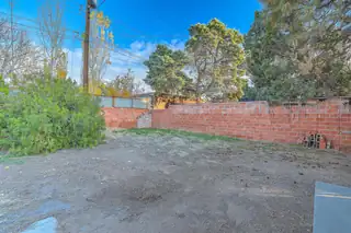 2812 Los Arboles Court NE Backyard