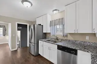 602 Campana Drive Kitchen