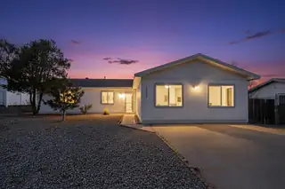 1195 Bali Road SE, Rio Rancho 