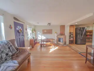 1002 WALTER Street NE Living Room