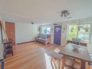 1002 WALTER Street NE Living Room