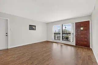 700 Omaha Street NE View