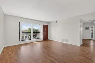 700 Omaha Street NE Living Room