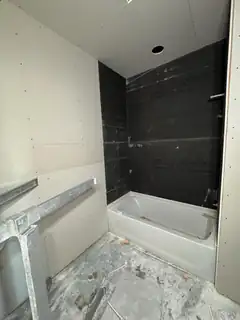 2684 Seaforth Circle NE Bathroom