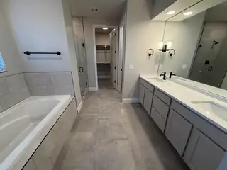 7301 Loire Drive NE Garage