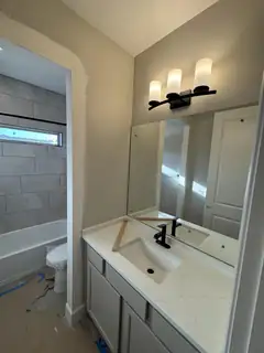 7301 Loire Drive NE Bathroom