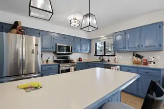 10720 Nelle Avenue NE Kitchen