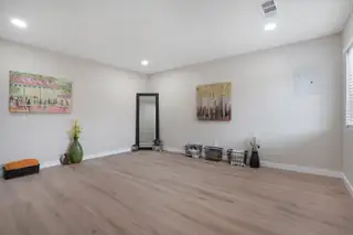 2201 William Street SE Kitchen