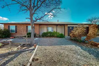 893 Rodeo Loop SE, Rio Rancho 