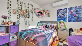 11 Juego Road Bedroom