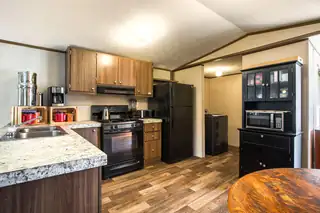 147 McComb Road Kitchen