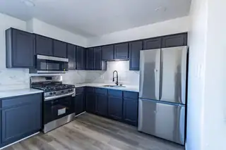 338 Gorman Avenue Living Room