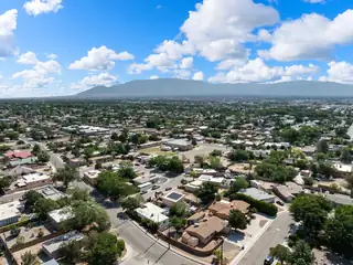 4208 Trinity Place NW 