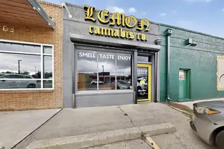 629 Amherst Drive NE 