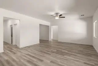 2507 Calle De Las Rosas Living Room