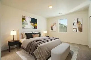 4722 Grizzly Peak Road NE Bedroom