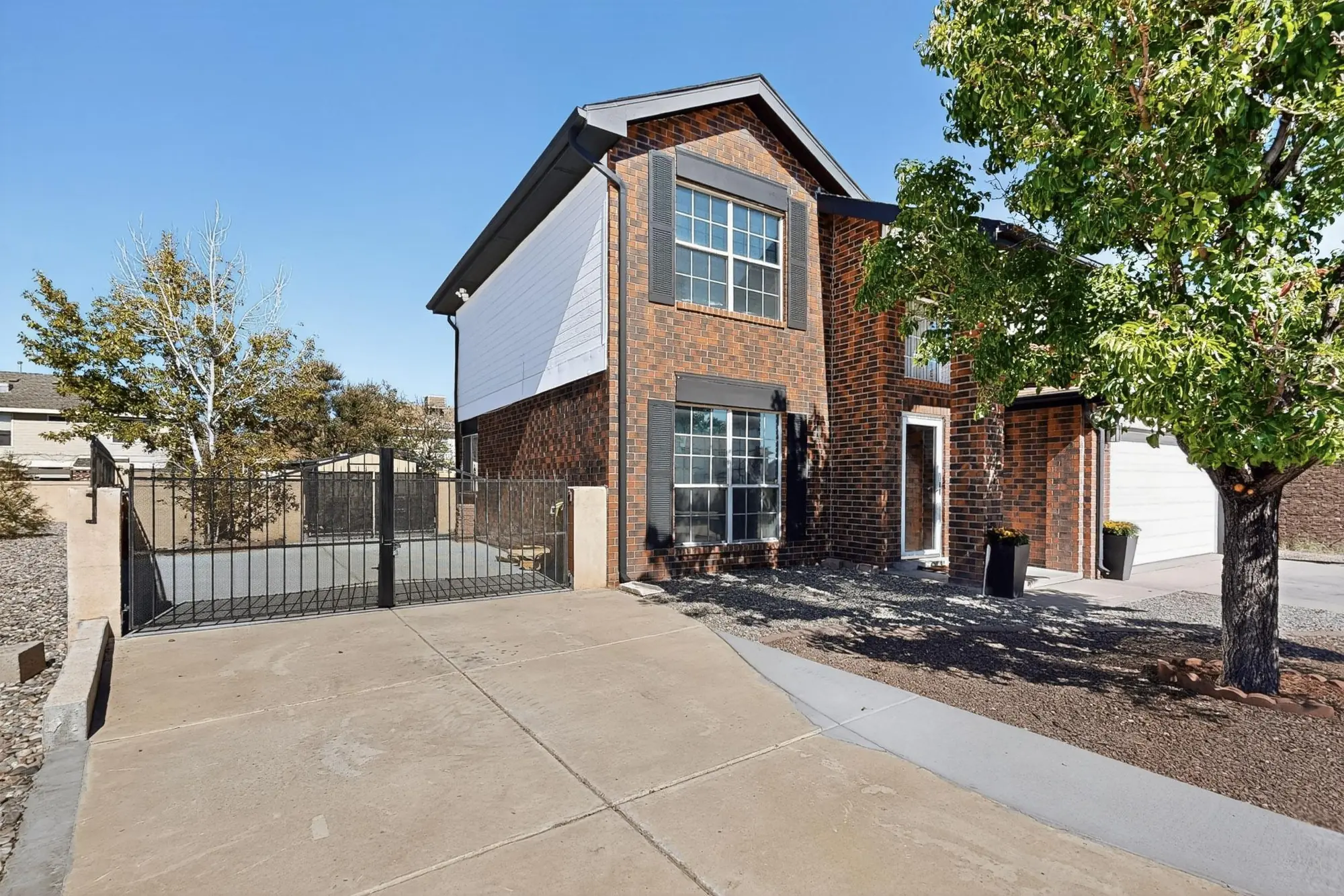 1301 Parkway Drive NW