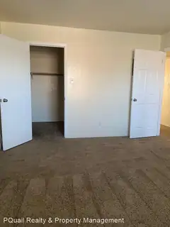 1011 Meadowlark Court SE 4 