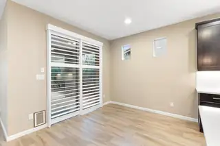 9105 Lansdowne Place NE Kitchen