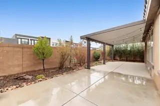 9105 Lansdowne Place NE Patio