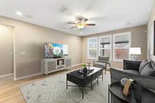 9105 Lansdowne Place NE Living Room