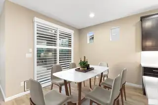 9105 Lansdowne Place NE Dining Room