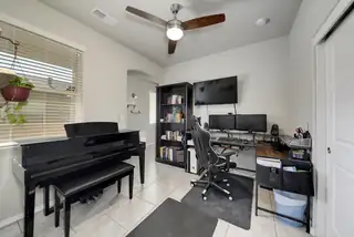 1035 Grace Court NE Home Office