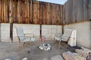 616 Mountain View Avenue NE Patio