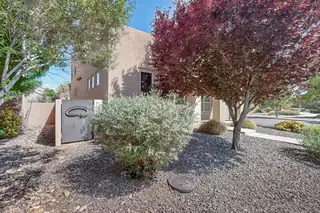 2331 Gandert Avenue SE Exterior Front